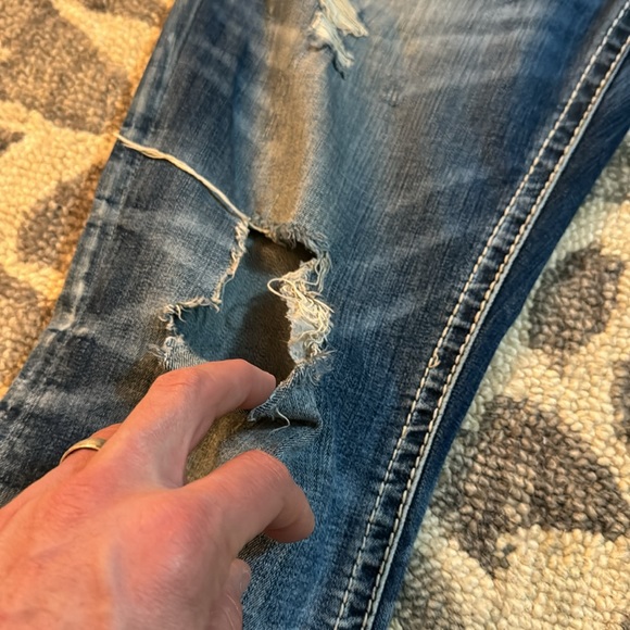 Rock revival jeans worn maybe 3 times - Picture 2 of 7